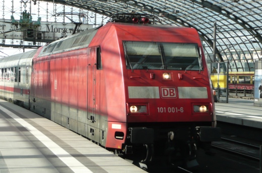 101 001 in Berlin Hauptbahnhof