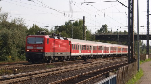 RB mit einer 143 in Kirchweyhe