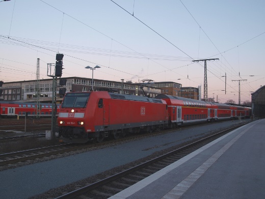 RE nach Bremerhaven-Lehe in Bremen Hbf
