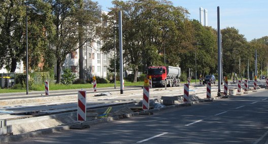 Straßenbahngleise in Beton