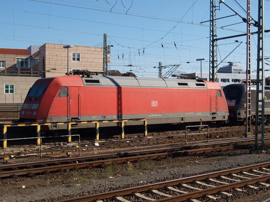 101 und Taurus in Hannover Hbf