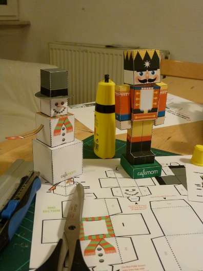 Schneemann und Nussknacker