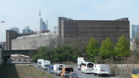Ein Obstlagerhaus im Frankfurter Osthafen, fotografiert im Jahre 2010