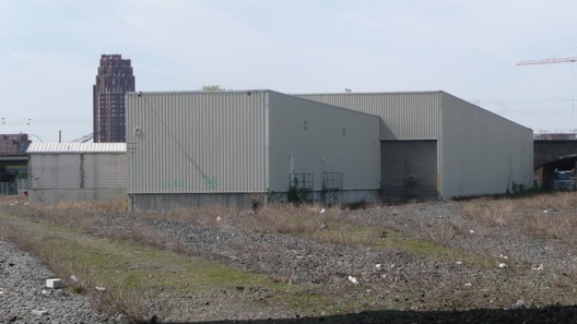 Ein Obstlagerhaus im Frankfurter Osthafen, fotografiert im Jahre 2010