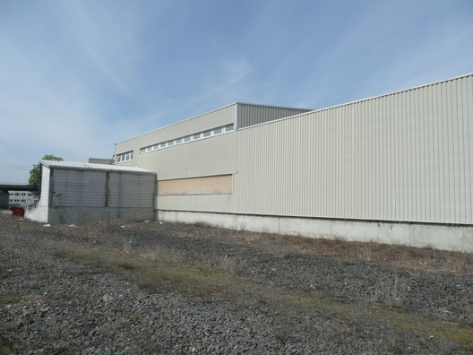 Ein Obstlagerhaus im Frankfurter Osthafen, fotografiert im Jahre 2010