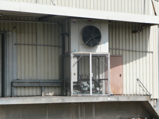 Ein Obstlagerhaus im Frankfurter Osthafen, fotografiert im Jahre 2010