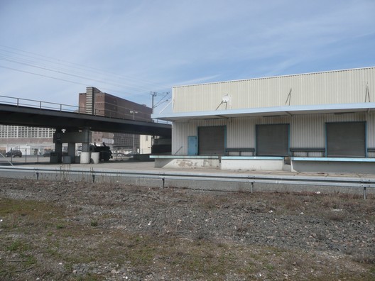 Ein Obstlagerhaus im Frankfurter Osthafen, fotografiert im Jahre 2010