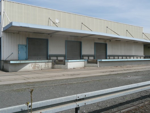 Ein Obstlagerhaus im Frankfurter Osthafen, fotografiert im Jahre 2010