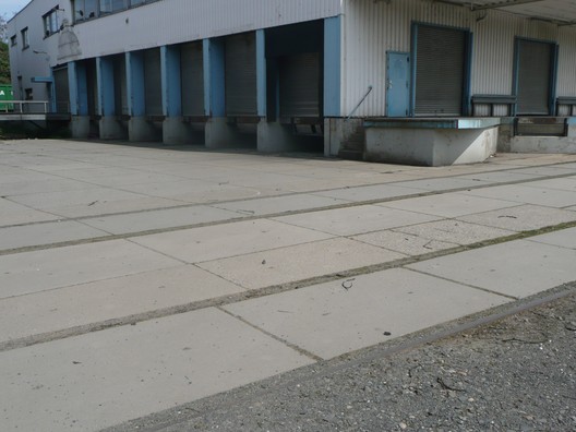 Ein Obstlagerhaus im Frankfurter Osthafen, fotografiert im Jahre 2010