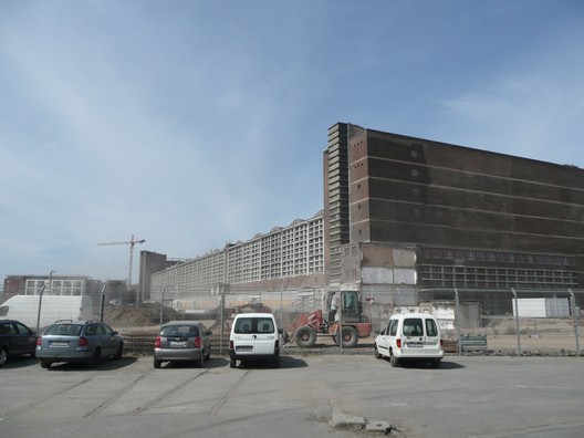 Ein Obstlagerhaus im Frankfurter Osthafen, fotografiert im Jahre 2010