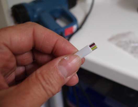 Flachkabel abisoliert