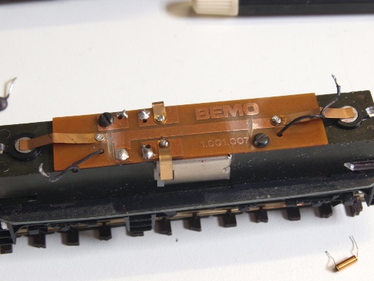 V 51 - Leiterbahnen getrennt