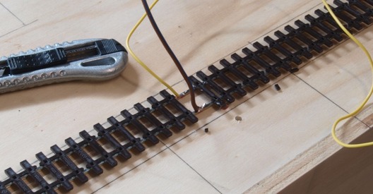 H0m-Haltepunktmodul: Stromversorgung