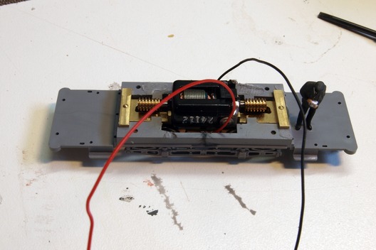 Navemo-Tram mit pmt-Antrieb