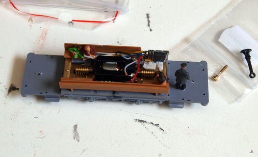 Navemo-Tram mit pmt-Antrieb