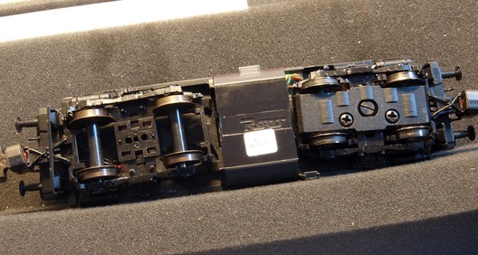 Umbau Roco 212 von AC auf DC