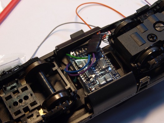 Umbau Roco 212 von AC auf DC