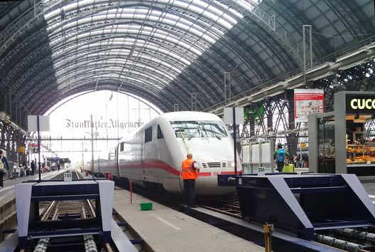 Warten auf den Zug...