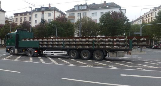 Straßenbahnbaustelle in der Friedberger Landstraße