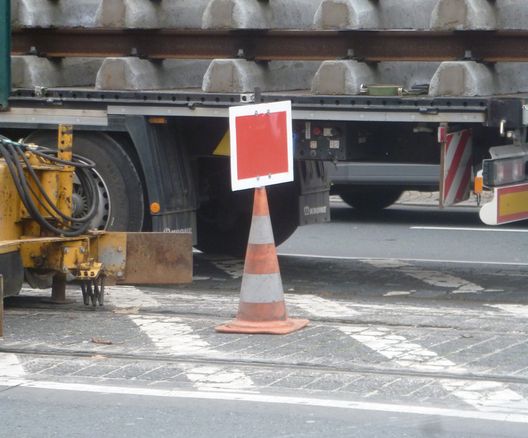 Straßenbahnbaustelle in der Friedberger Landstraße
