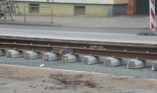 Straßenbahnbaustelle in der Friedberger Landstraße