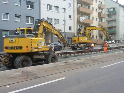 Straßenbahnbaustelle in der Friedberger Landstraße