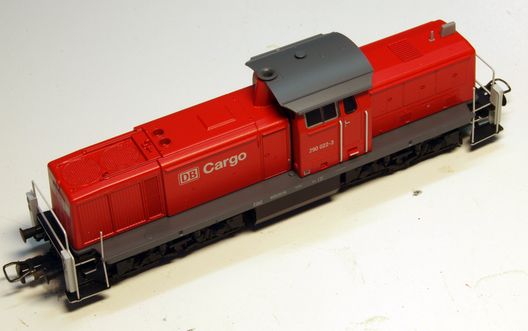 Umbau der Trix 290 mit einzeln schaltbarem Spitzenlicht