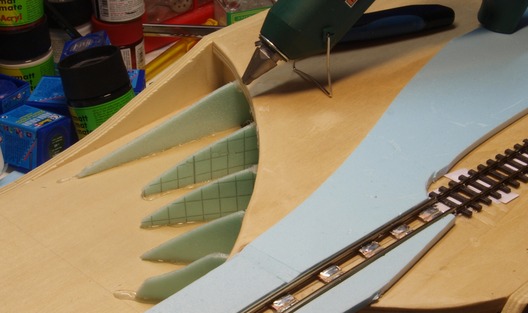 Landschaftsrohbau auf den Trammodulen