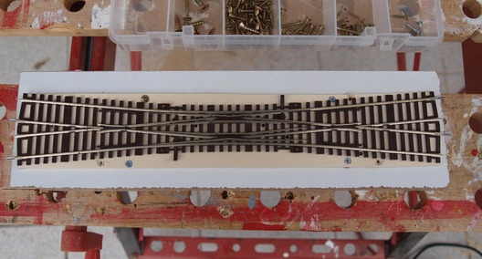 Umbau der RocoLine-DKW mit Herzstücken von Michael Weinert