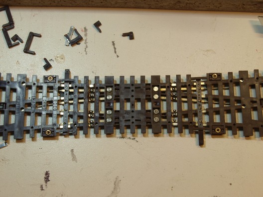 Umbau der RocoLine-DKW mit Herzstücken von Michael Weinert