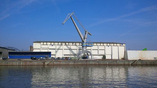 Eine Fahrt auf dem Main in Frankfurt