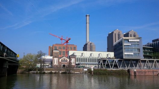 Eine Fahrt auf dem Main in Frankfurt