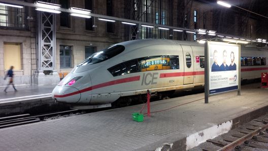 Nachts auf dem Frankfurter Hauptbahnhof
