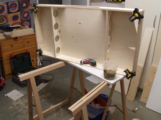 Segmentkasten für das Hartsteinwerk in Bischofsheim