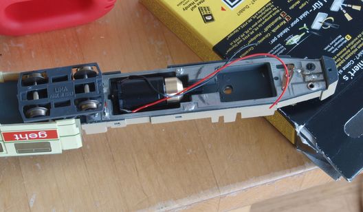 Umbau des Duewag-Gelenktriebwagens von Lima