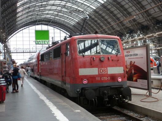 Mittags im Frankfurter Hauptbahnhof