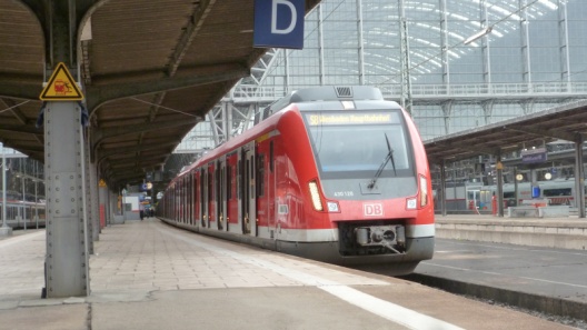 Mittags im Frankfurter Hauptbahnhof