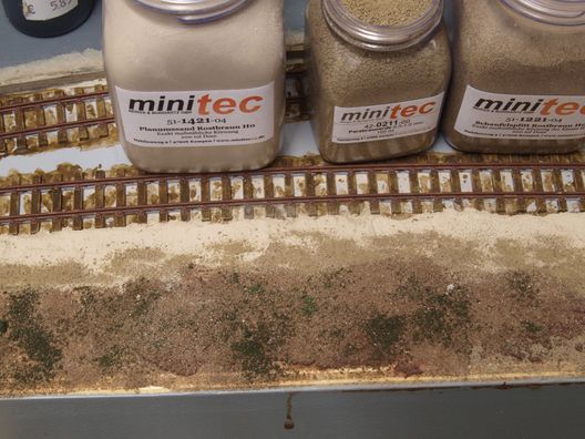 Landschaftsbau auf den Straßenbahnmodulen