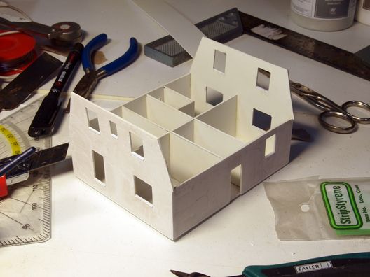 Landschaftsbau auf den Straßenbahnmodulen