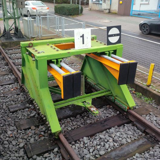 Rawie Prellböcke am U-Bahnhof Hausen