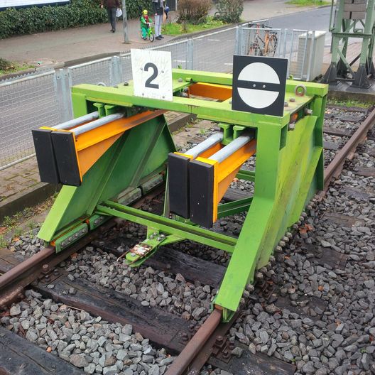 Rawie Prellböcke am U-Bahnhof Hausen