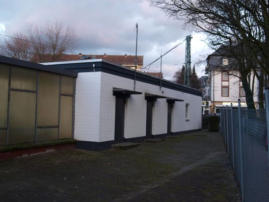 U- und Straßenbahnhaltestelle Ginnheim