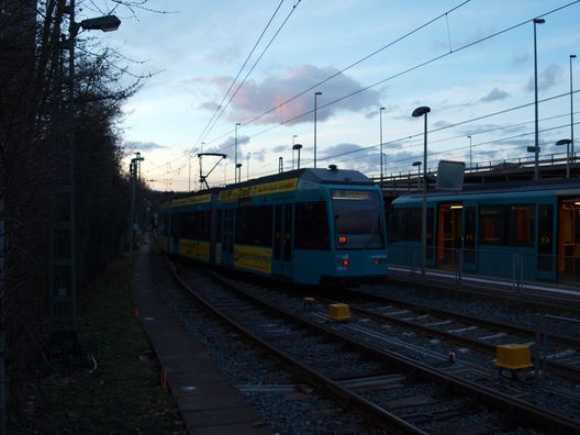 U- und Straßenbahnhaltestelle Ginnheim