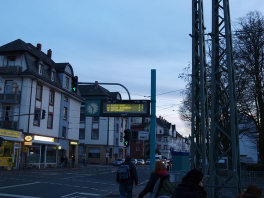 U- und Straßenbahnhaltestelle Ginnheim