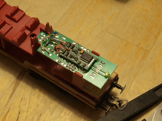 Funktionsdecoder in einem DR-Doppelstocksteuerwagen