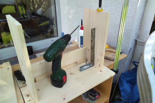 Ein Stand Up Desk aus Leimholz