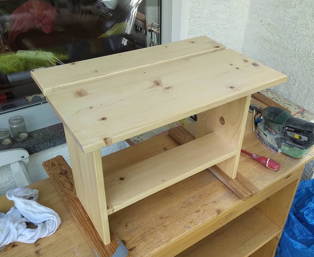 Ein Stand Up Desk aus Leimholz