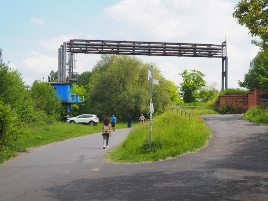 Rohrbrücke am Main in Offenbach
