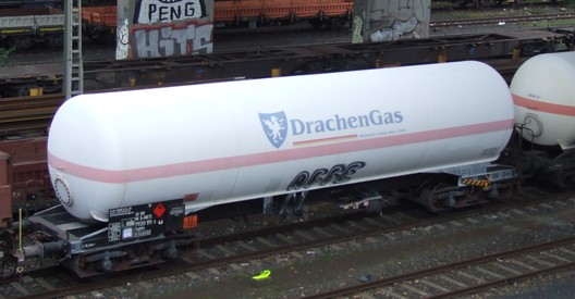 Ein Wagen zum Transport von Gas in Frankfurt Ost