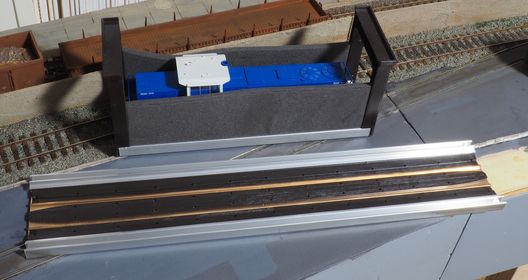 Der verkürzte Locolift von Peco